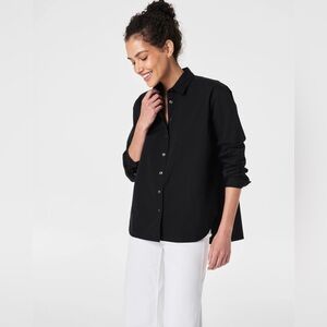 SPANX OVERSIZED POPLIN BUTTON DOWN